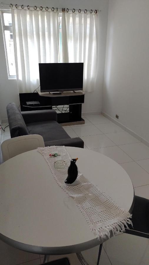 Apartamento A Uma Quadra Da Praia 과루자 외부 사진
